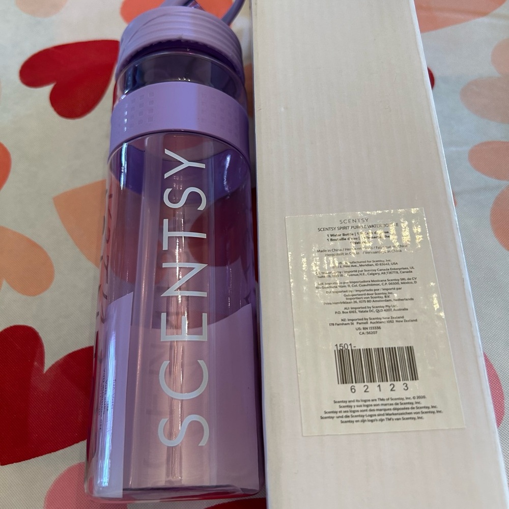 Scentsy Lavender Hydration Bottle tumbler, baseball cap hat, felt samples +++